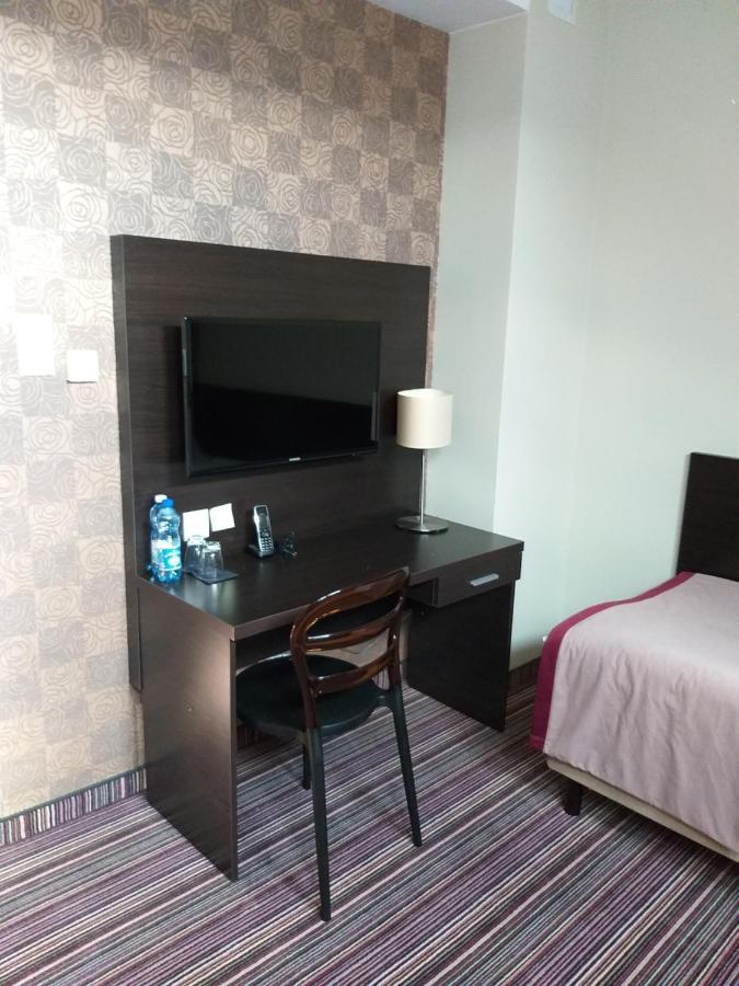 Jedle  Hotel Weranda Lopuszno المظهر الخارجي الصورة