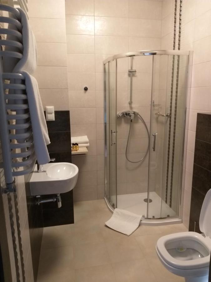 Jedle  Hotel Weranda Lopuszno المظهر الخارجي الصورة