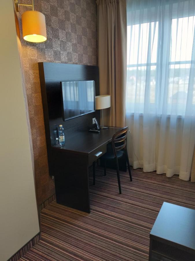 Jedle  Hotel Weranda Lopuszno المظهر الخارجي الصورة