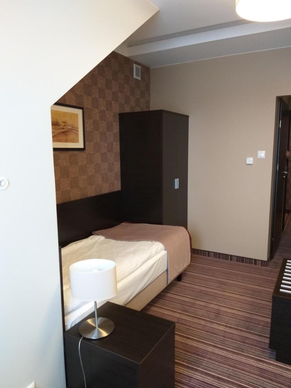 Jedle  Hotel Weranda Lopuszno المظهر الخارجي الصورة